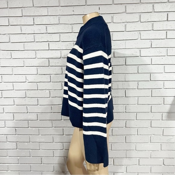 J.Crew Chunky crewneck sweater in Supersoft yarn - Picture 5 of 11